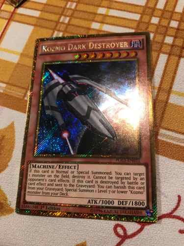 Kozmo Dark Destroyer - PGL3-EN031 - Gold Secret Rare 1st Edition