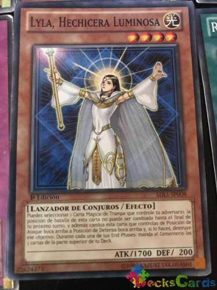 Lyla, Lightsworn Sorceress - sdli-en008 - Common 1st Edition 1