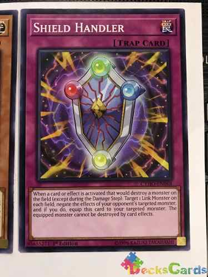 Shield Handler - cyho-en068 - Common 1st Edition 1