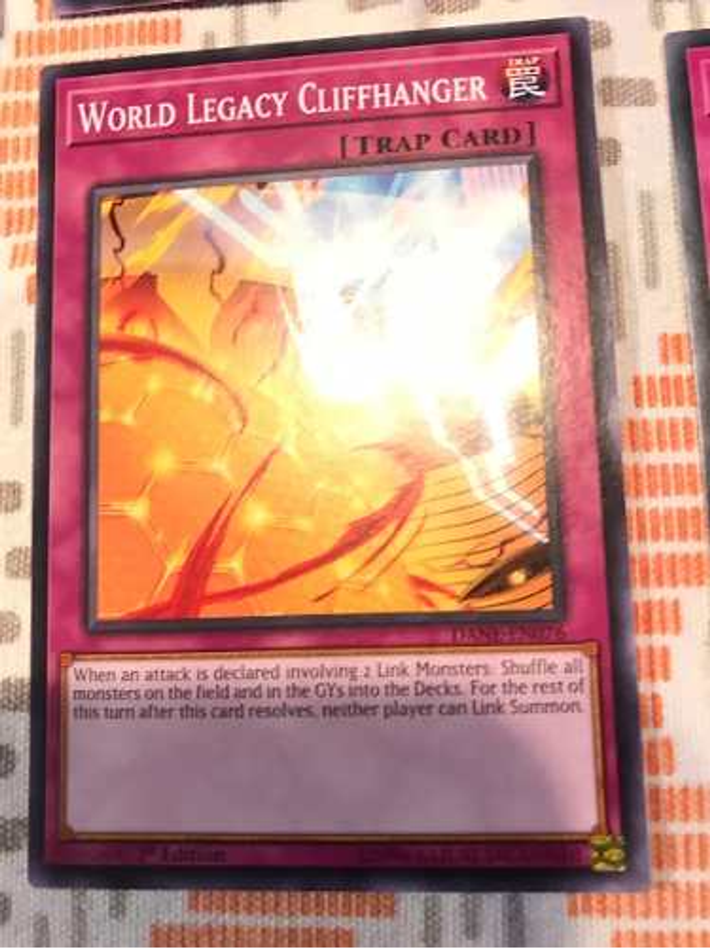 World Legacy Cliffhanger - dane-en076 - Common 1st Edition 1