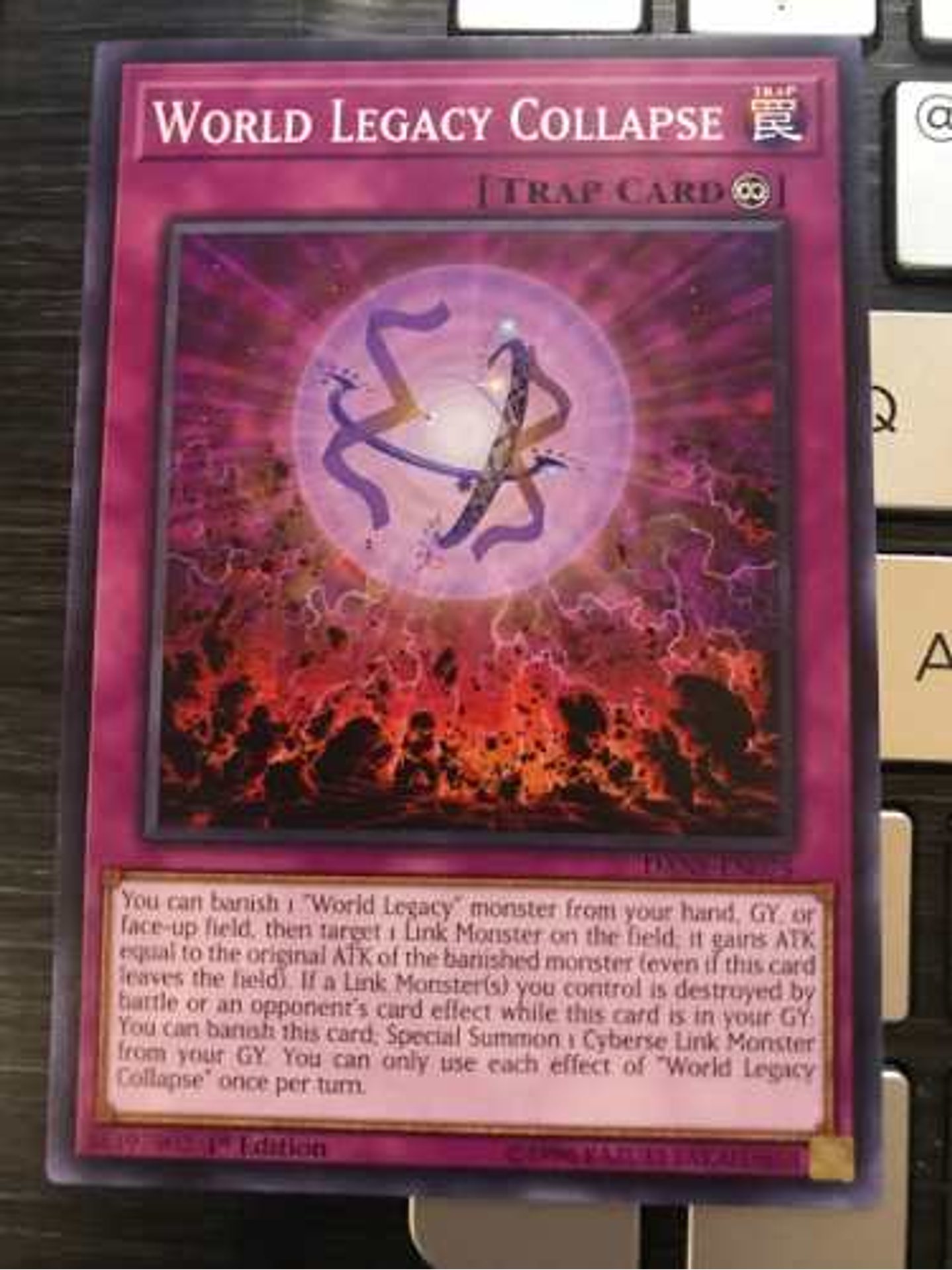 World Legacy Collapse - dane-en075 - Common 1st Edition 1