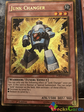 Junk Changer - PGL3-EN002 - Gold Secret Rare 1st Edition