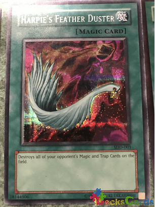 Harpie's Feather Duster - SDD-003 - Secret Rare