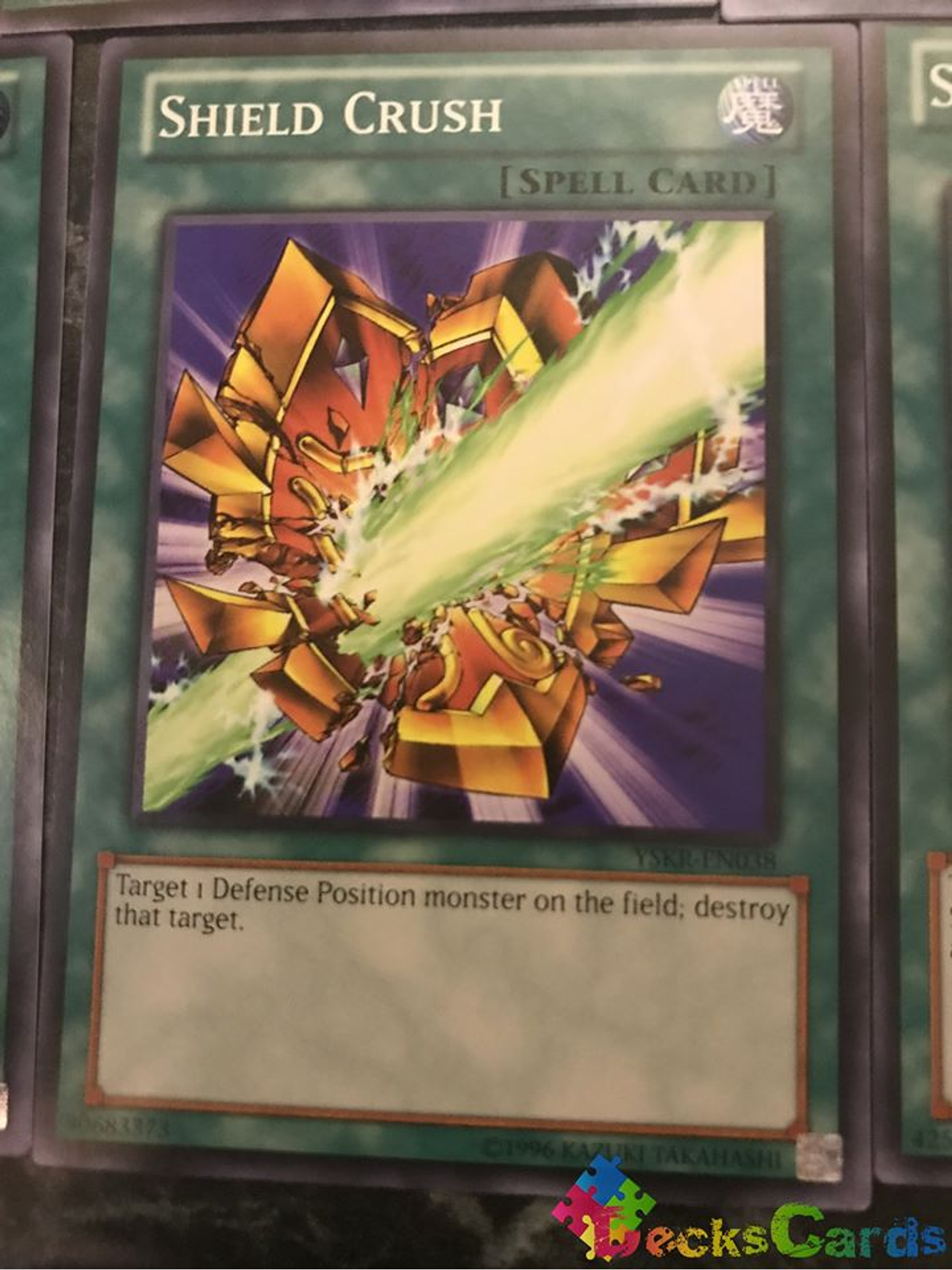 Shield Crush - YSKR-EN038 - Common Unlimited 1