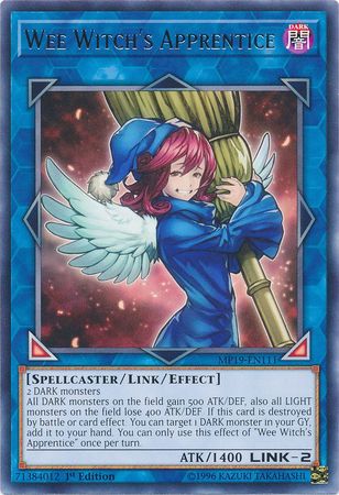 Wee Witch's Apprentice - MP19-EN111 - Rare 1st Edition