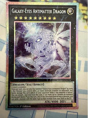 Galaxy-Eyes Antimatter Dragon - MAMO-EN124 - Starlight Rare 1st Edition (Con detalle)