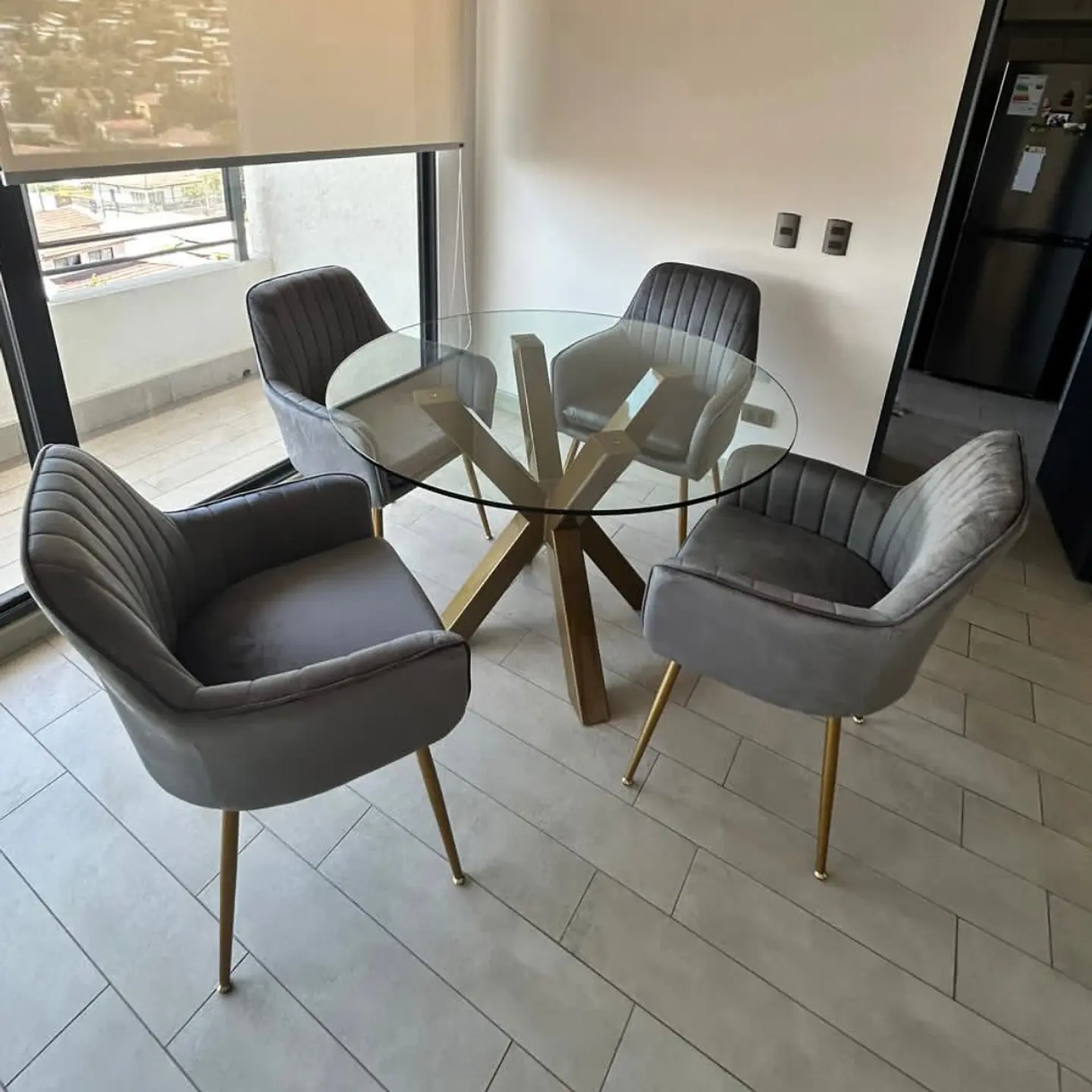 Mesa Venecia Circular 5