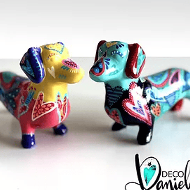 Perro Salchicha con resina - 1 Clase 1