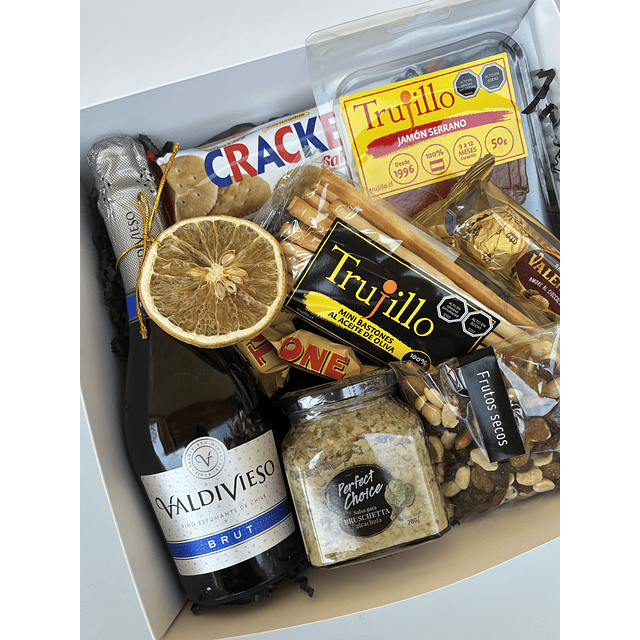 Box Picoteo Salado 02