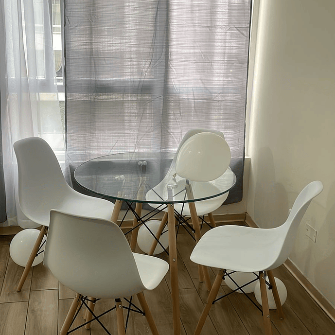 COMEDOR EAMES 7