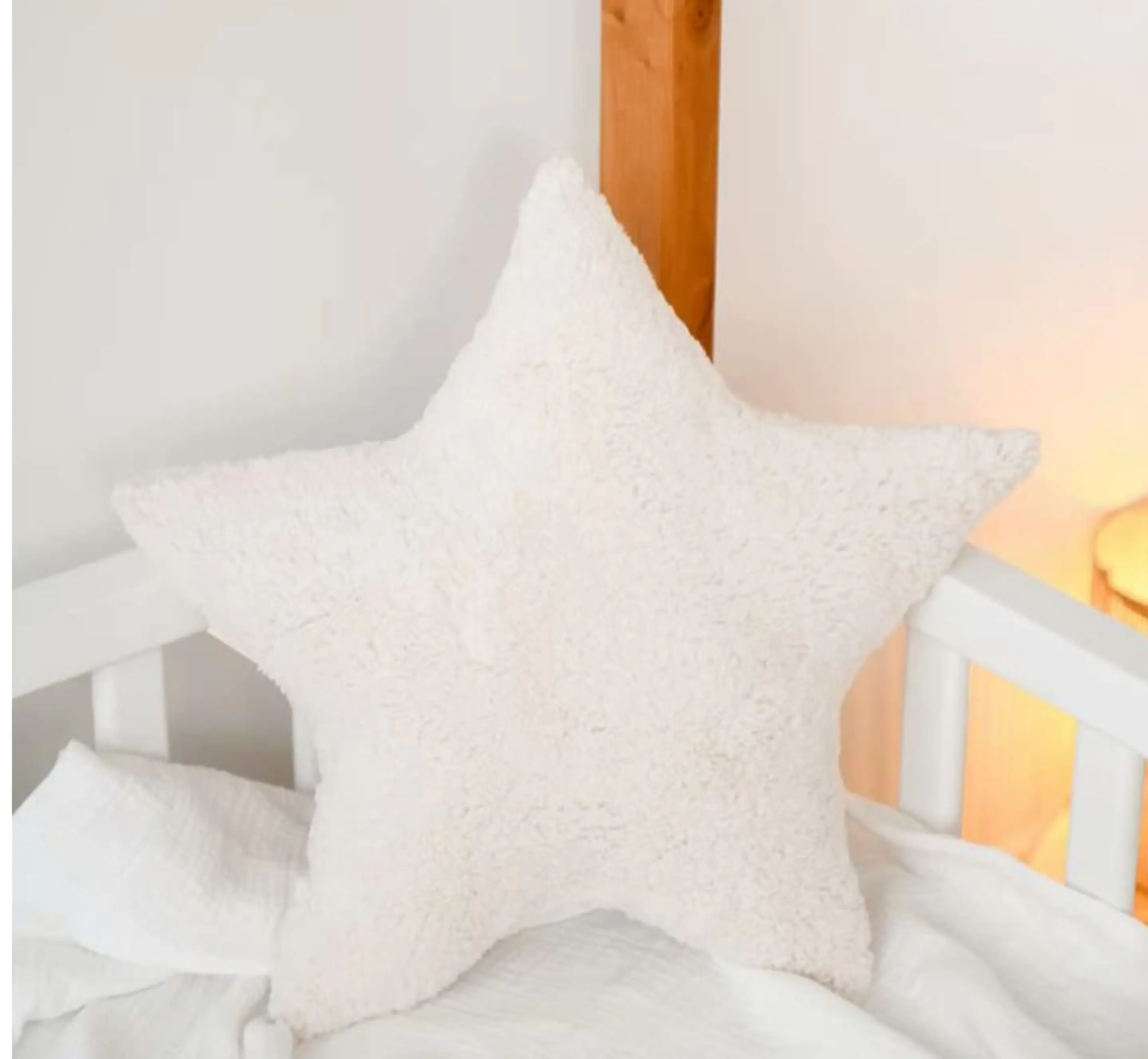 Cojín Infantil  Estrella Blanca 2