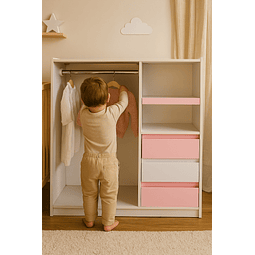Mini Closet Montessori