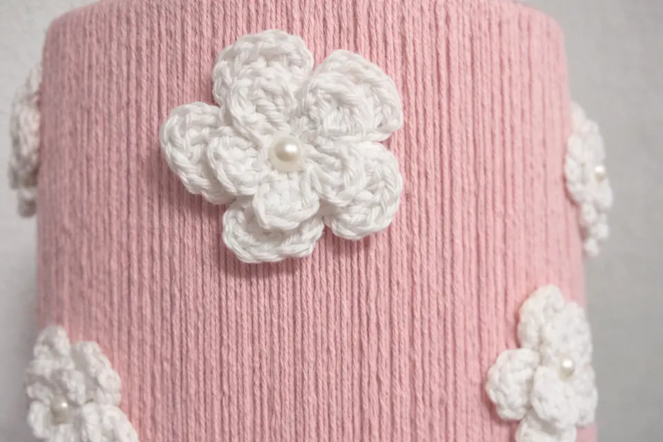 Lampara Velador - Linea Crochet Rosa flor blanca 3