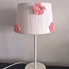 Lampara Velador - Linea Crochet Blanca Flor Rosada