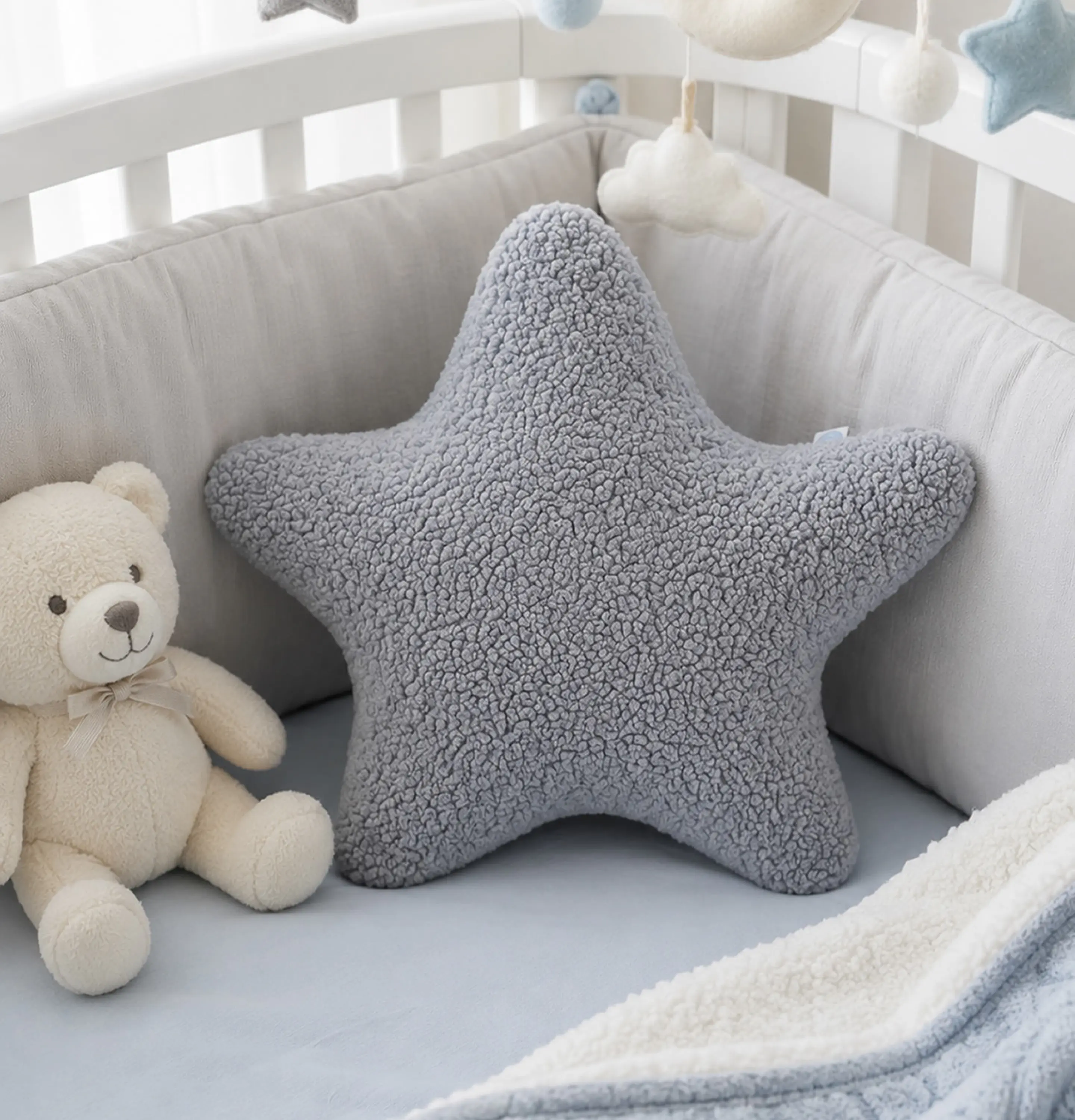 Cojín Infantil  Estrella Gris 1