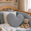Cojín Infantil Corazón Gris