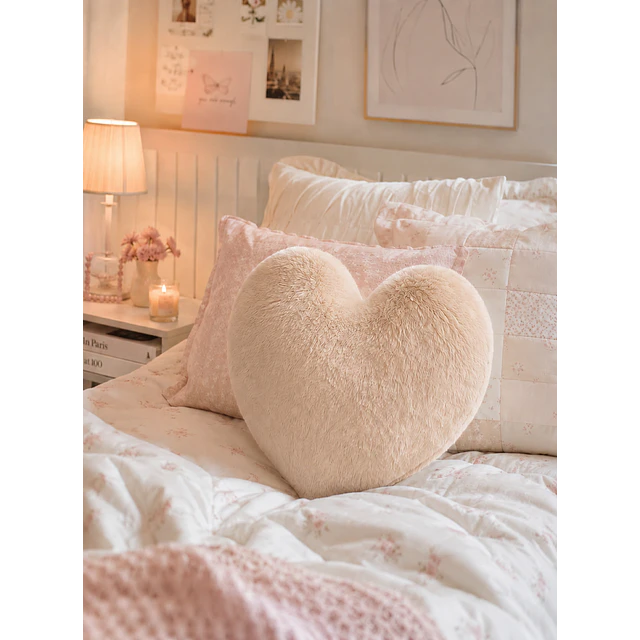 Cojín Infantil Corazón Camel