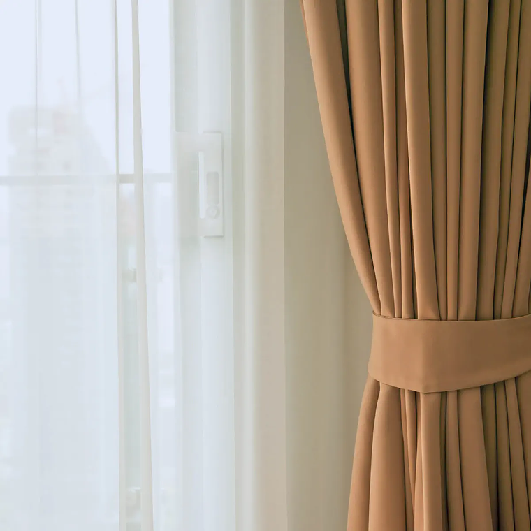 Cortinas con Riel Hotelero 1