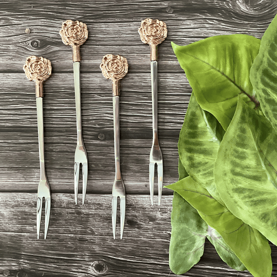 Tenedor Cóctel Peonías