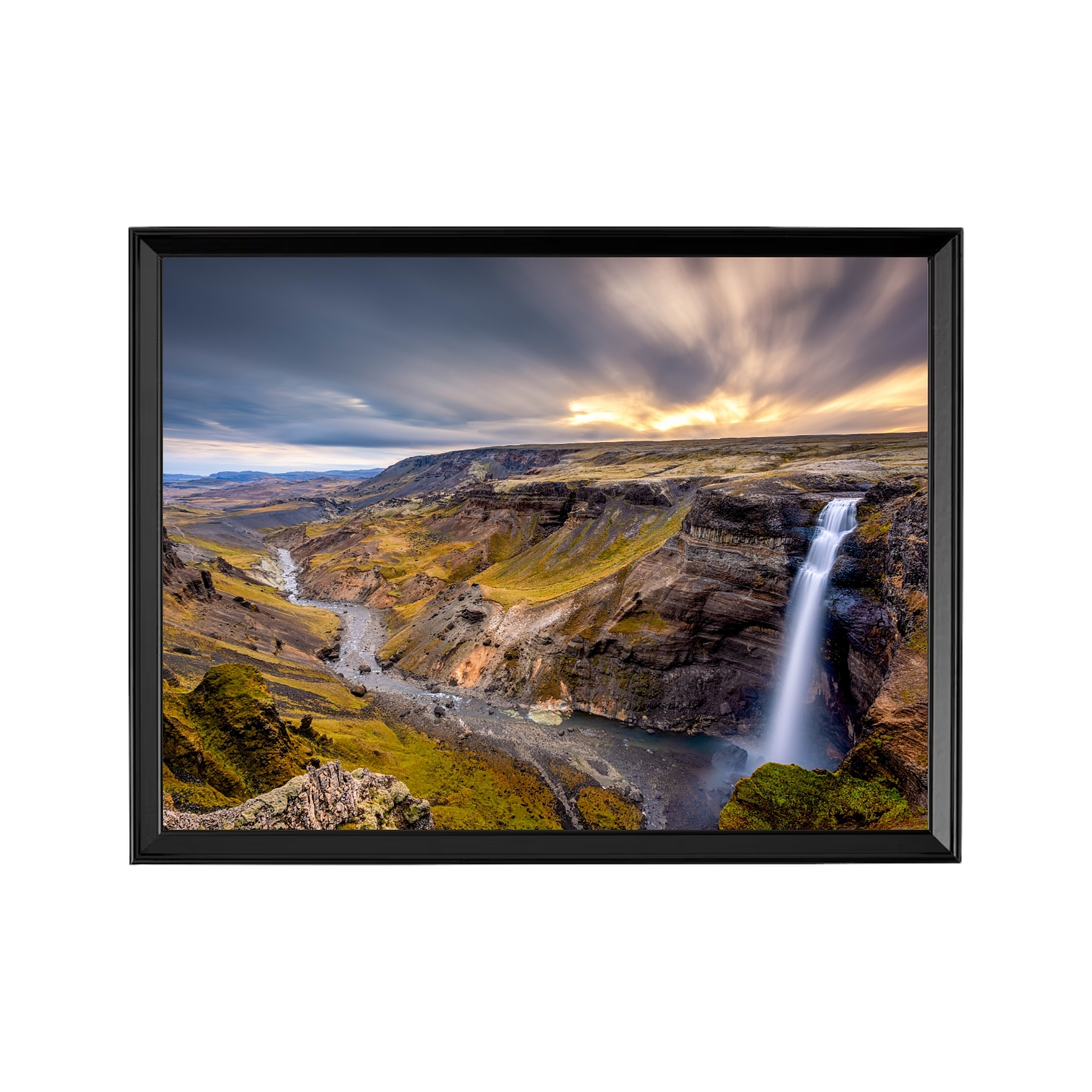 Cañón de Cascadas - Tierra de Gigantes y Etereidad 1