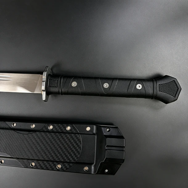 Katana Táctica tipo Ala de Ganso (Versión Ranurada) 4