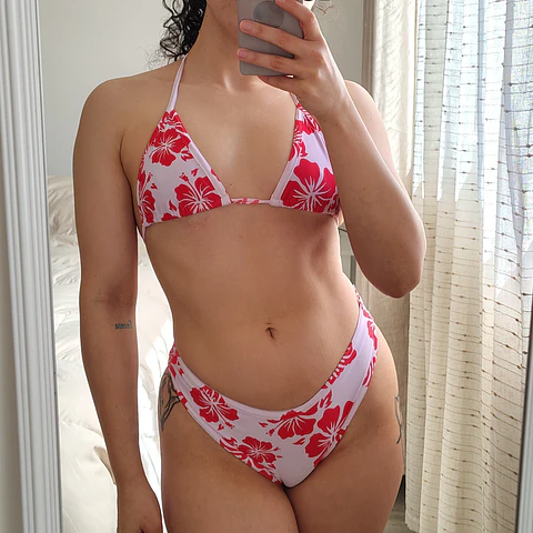 Set top Triangulo + bottom Malia Hibisco