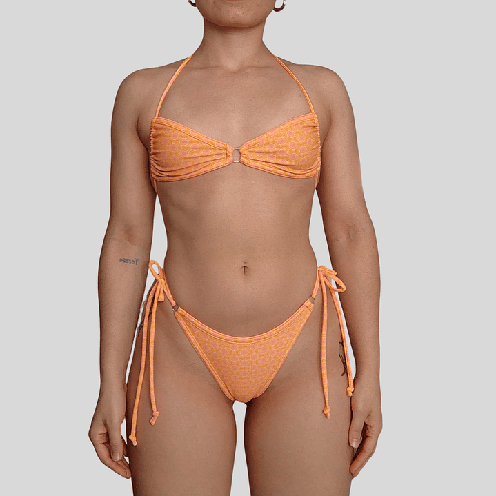 Top Bombay Flores naranjas  1