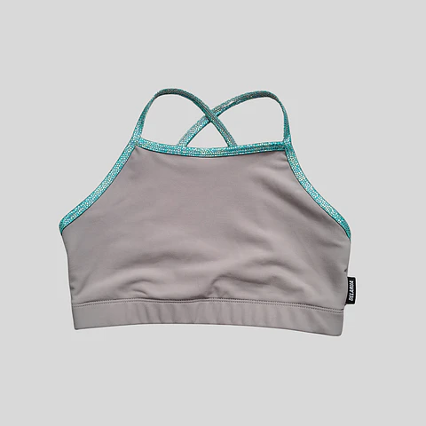 Top Cher básico gris ceniza verde brillos M