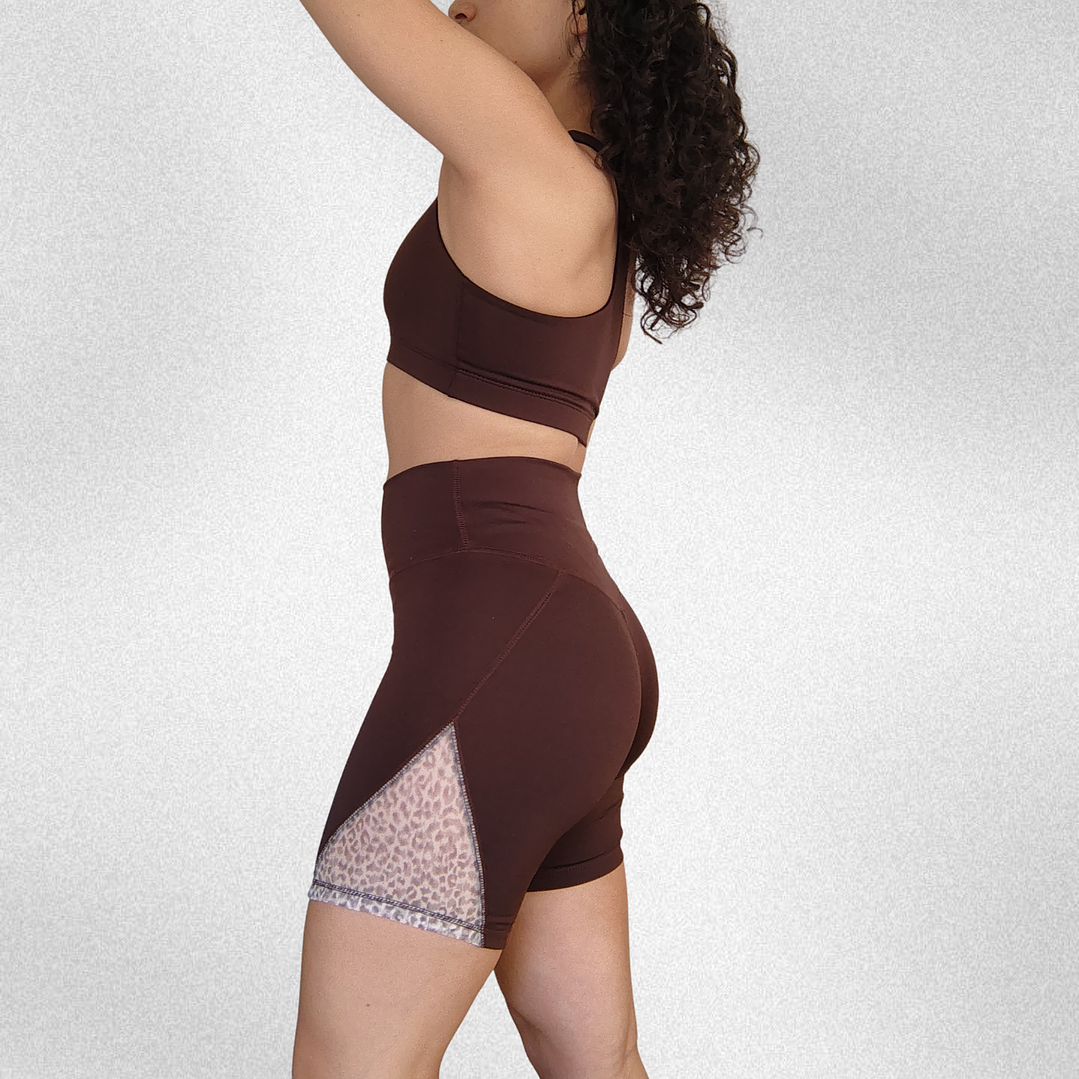 Top Vera Racer café ribete blanco 2