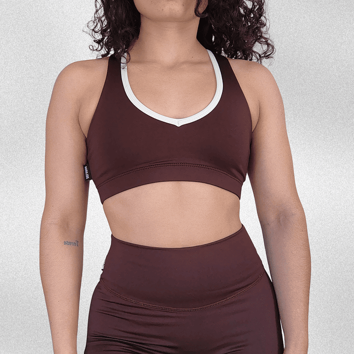 Top Vera Racer café ribete blanco 3