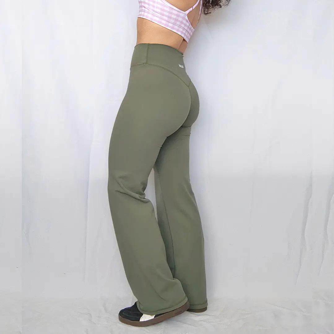 Calza Recta Verde musgo 1