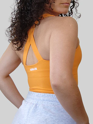 Top Cruz crop naranjo