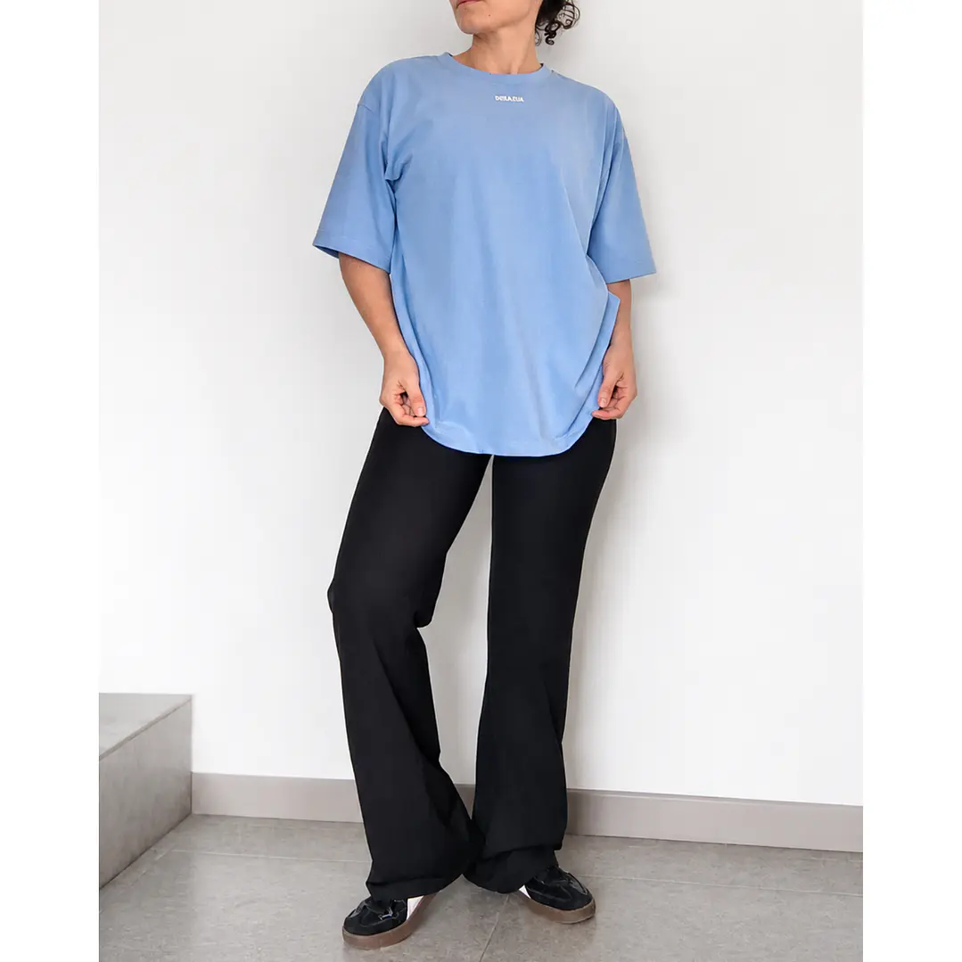 Polera Oversize Celeste 1