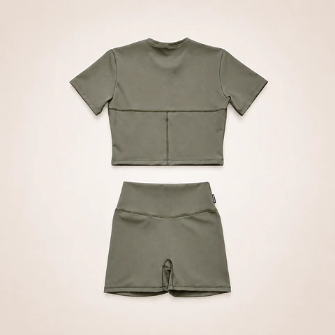 Set Manga corta crop + Short Sense 10 v-shape Verde musgo M/L