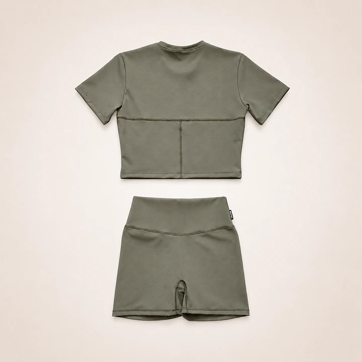 Set Manga corta crop + Short Sense 10 v-shape Verde musgo M/L 2