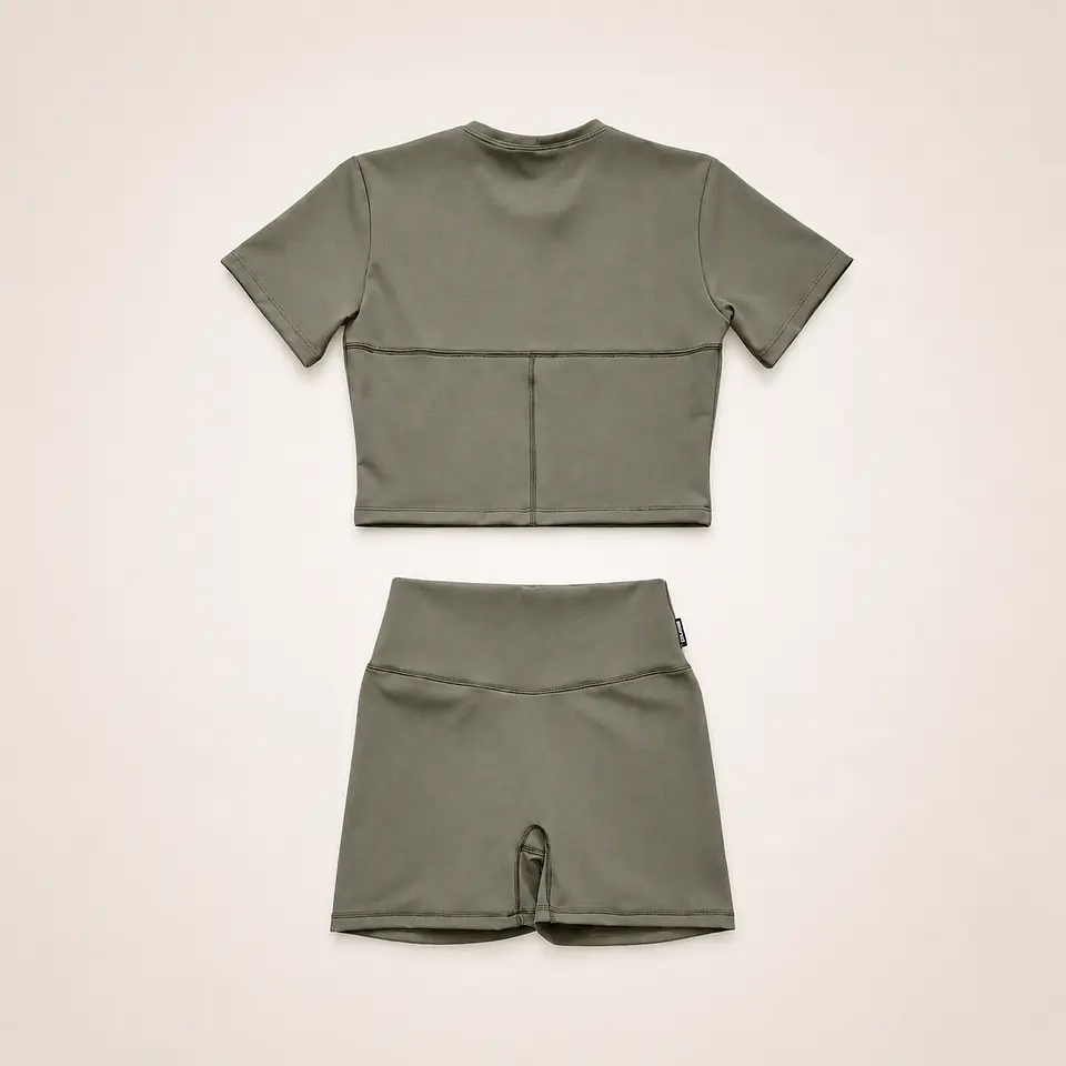 Set Manga corta crop + Short Sense 10 v-shape Verde musgo M/L 2