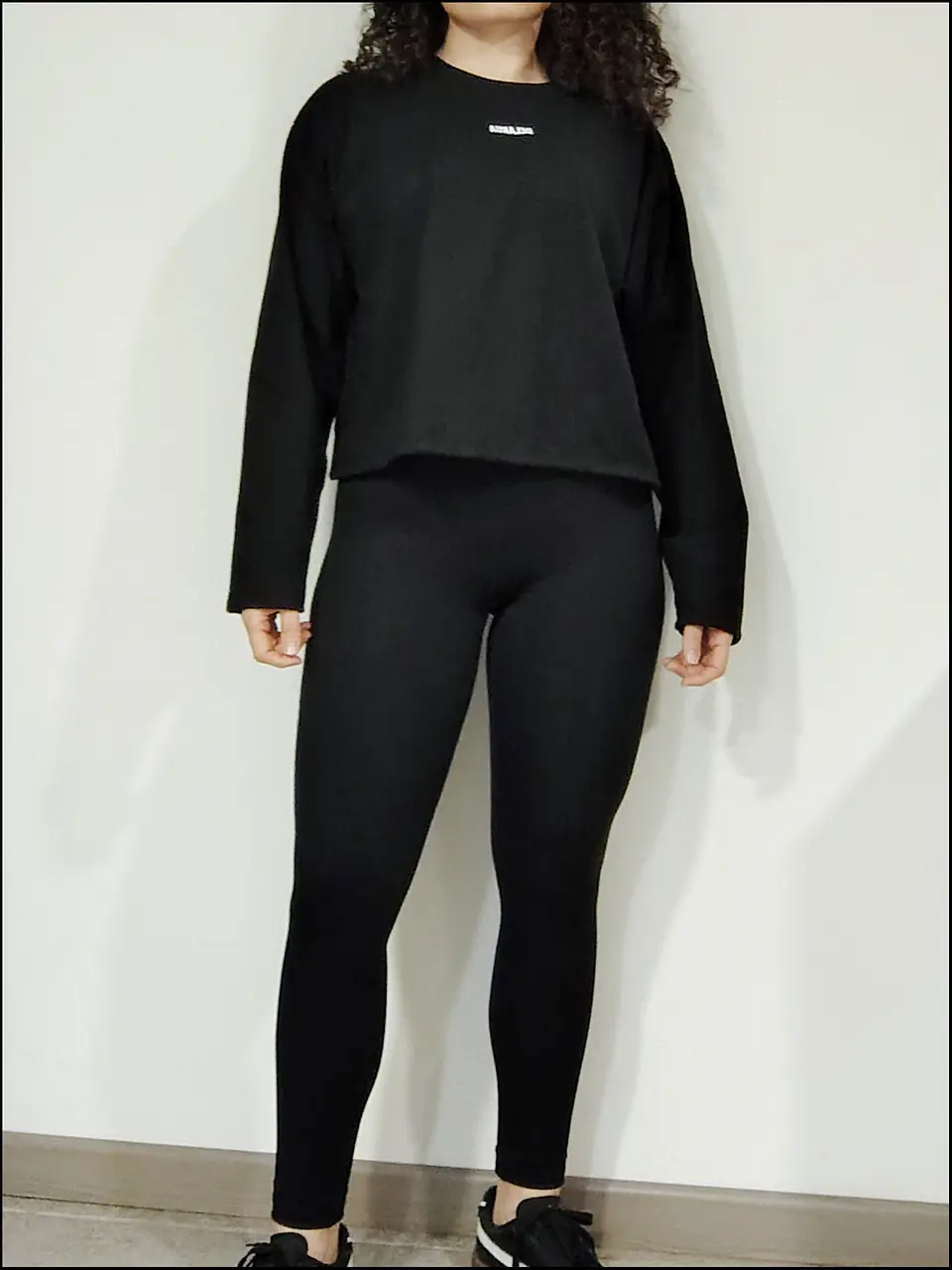 Polera oversize manga larga crop 2