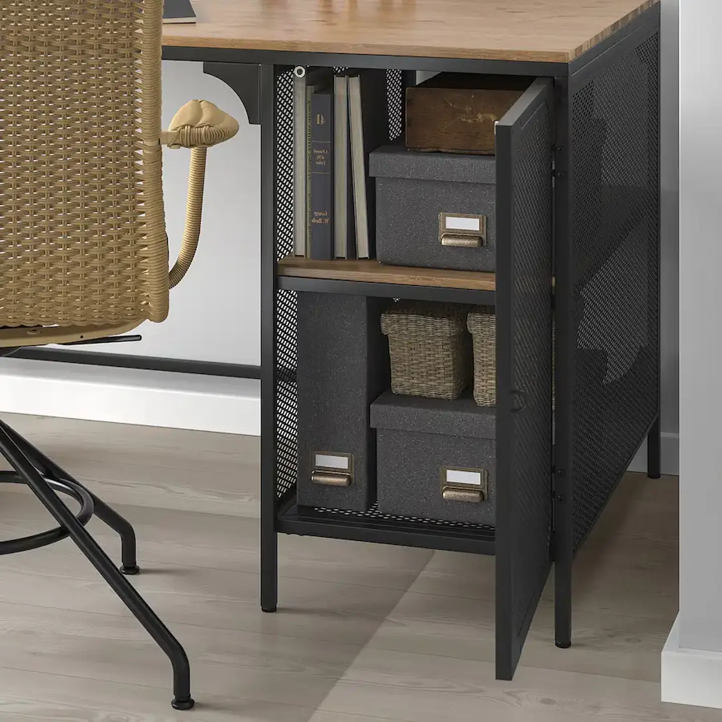 Black desk FJÄLLBO 3