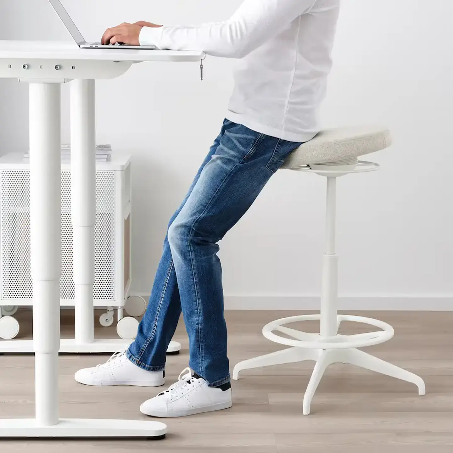 Adjustable-height floor desk, Gunnared beige LIDKULLEN 5