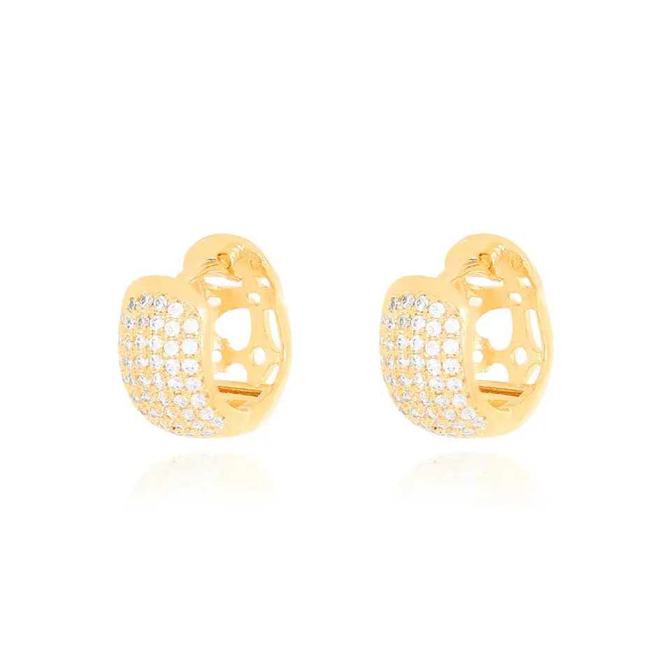 Brinco Argola Pequena com Seis Fileiras de Micro Zircônias Banhado a ouro 18K 1