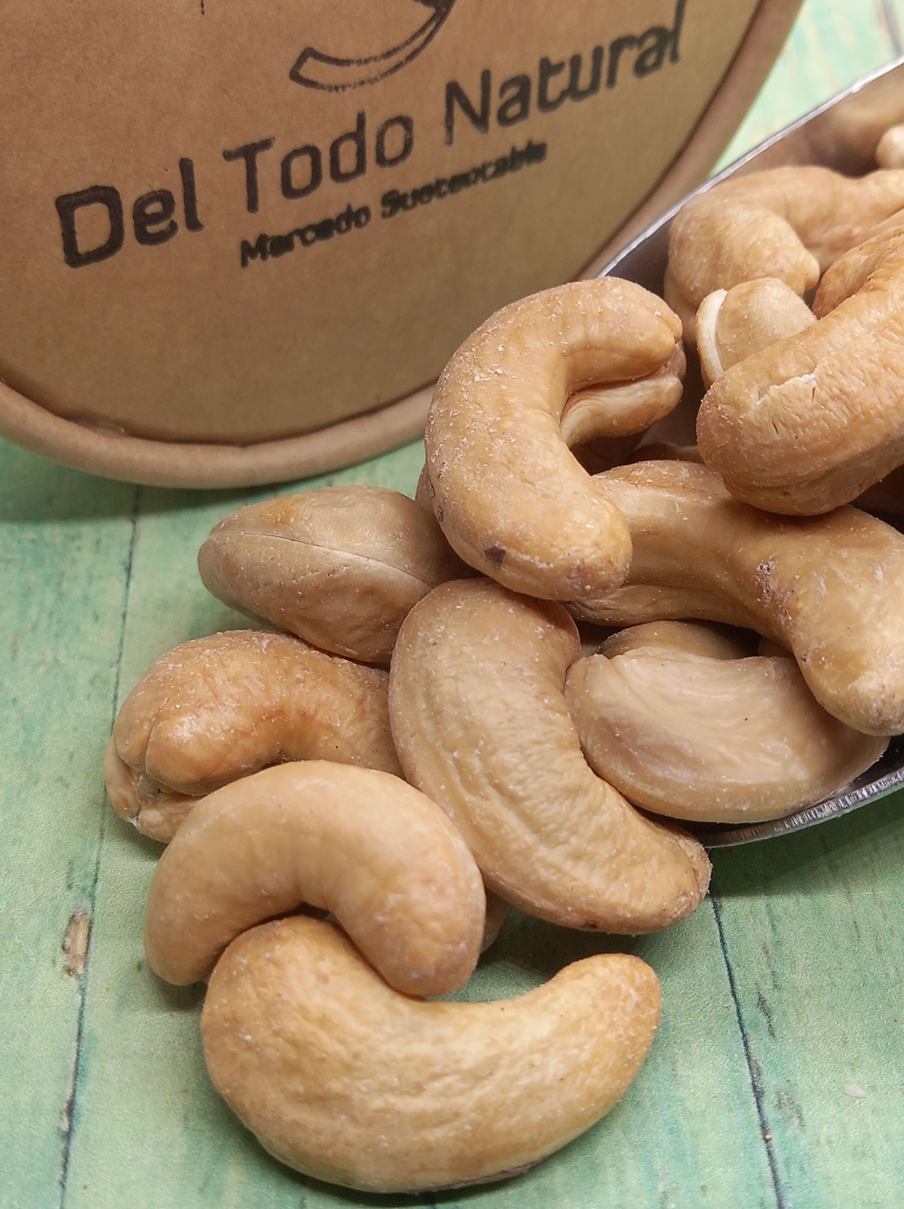 Castañas de Cajú sin Sal, 250 g