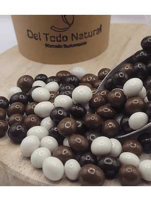 Grano Café bañado en tres Chocolates