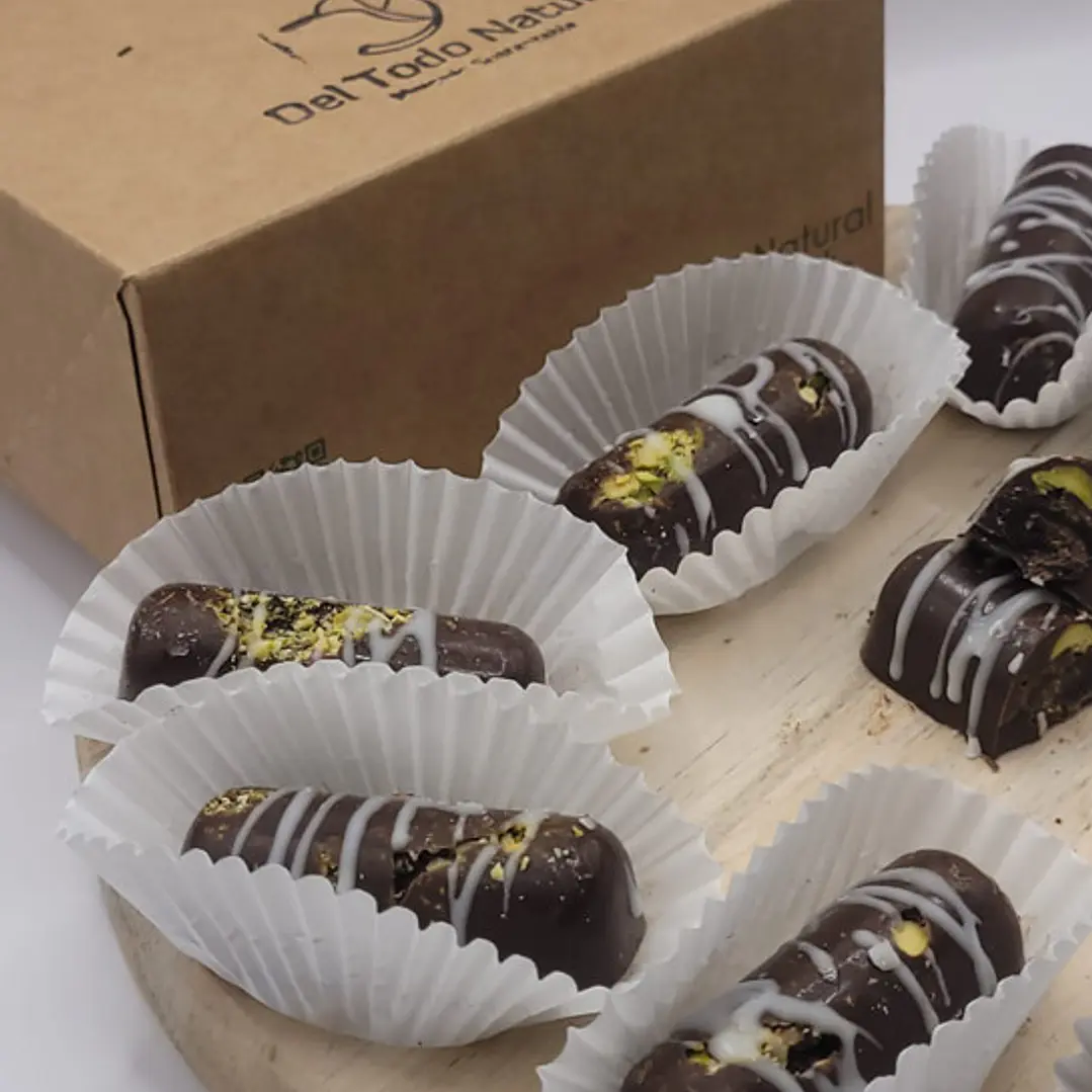 Bombón de Cajú y Pistacho Chocolate Semi Amargo 12 unidades 4