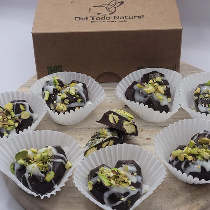 Bombón Corazón de Pistacho Chocolate Dark 8 unidades 1