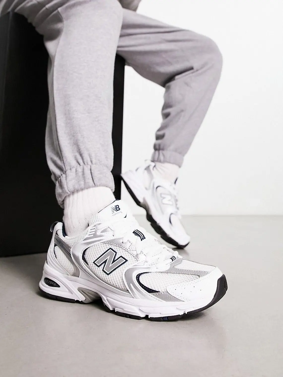 Zapatilla 530 1