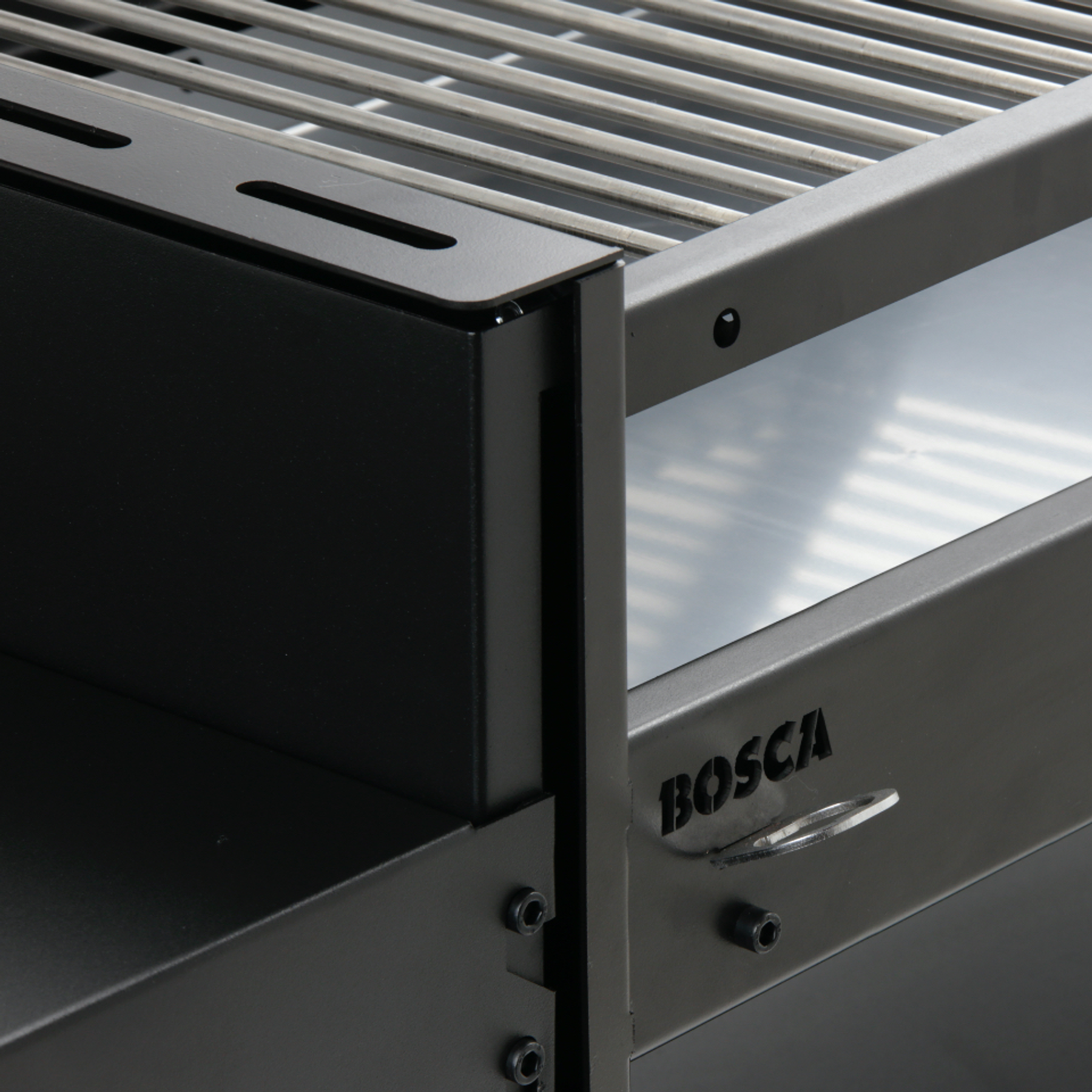 Parrilla a carbón Alerce Negra