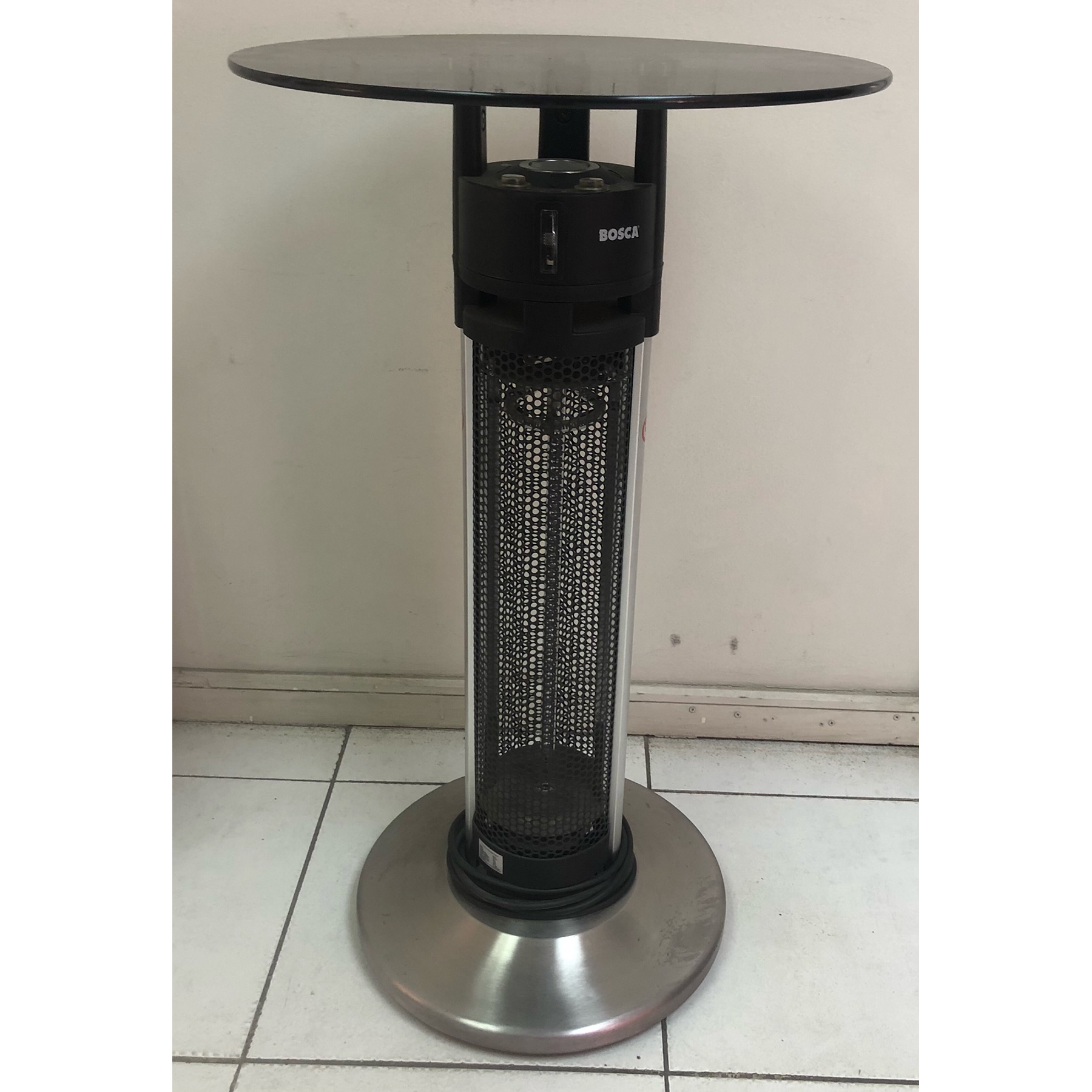 Calefactor eléctrico tipo mesa