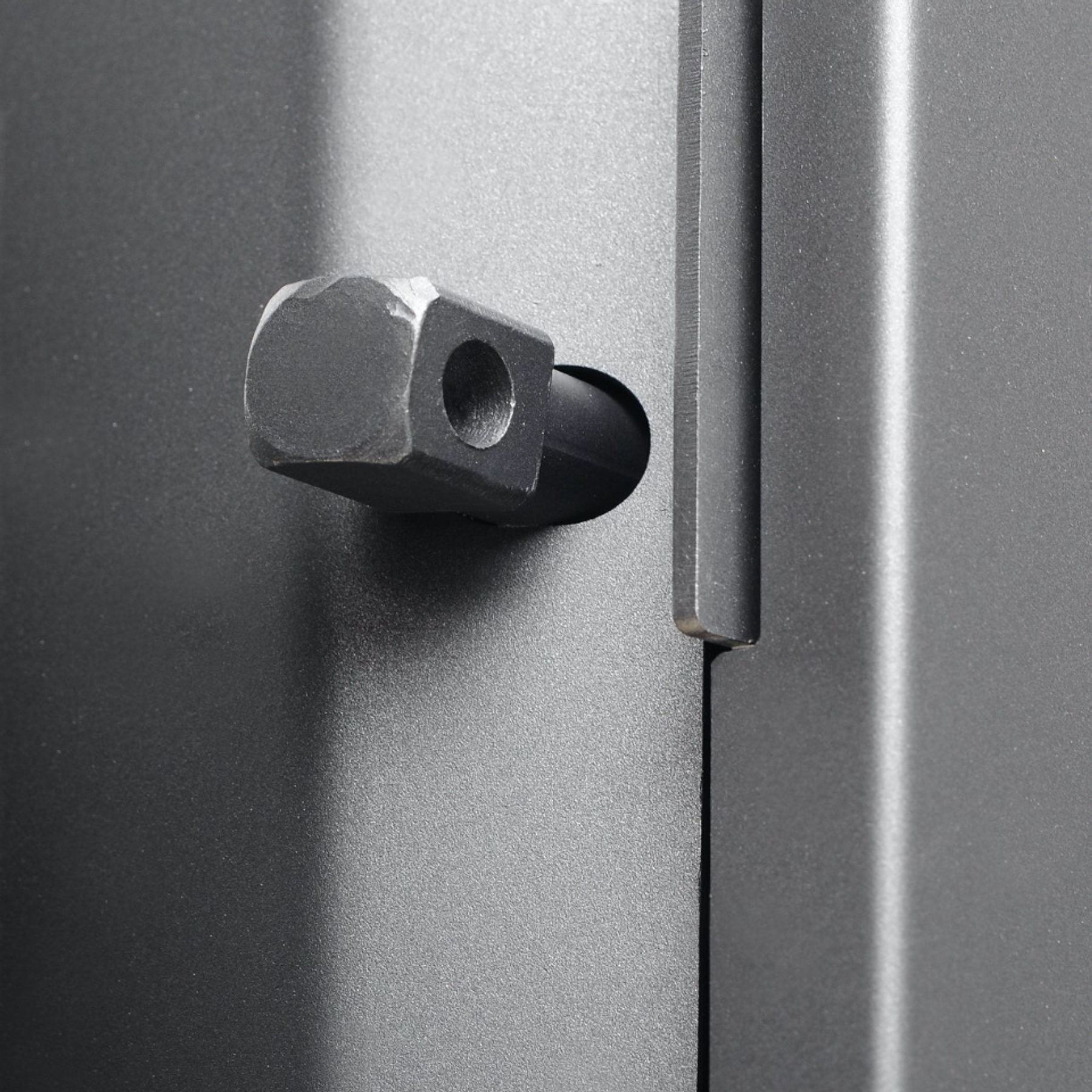 Estufa a pellet Hera+ Rojo + Calefactor Atlantic F120 1000W de regalo