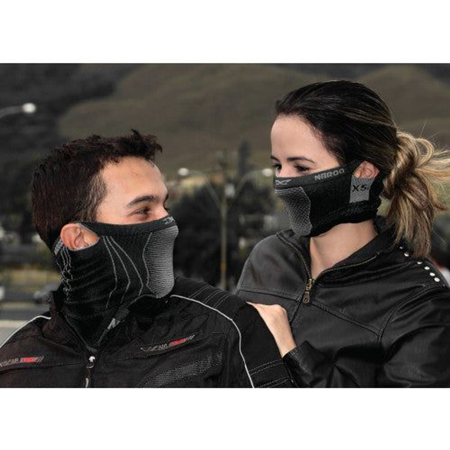 Bandana Deportiva Slim-Fit Sin Cuello Reversible X5s -Negro 4