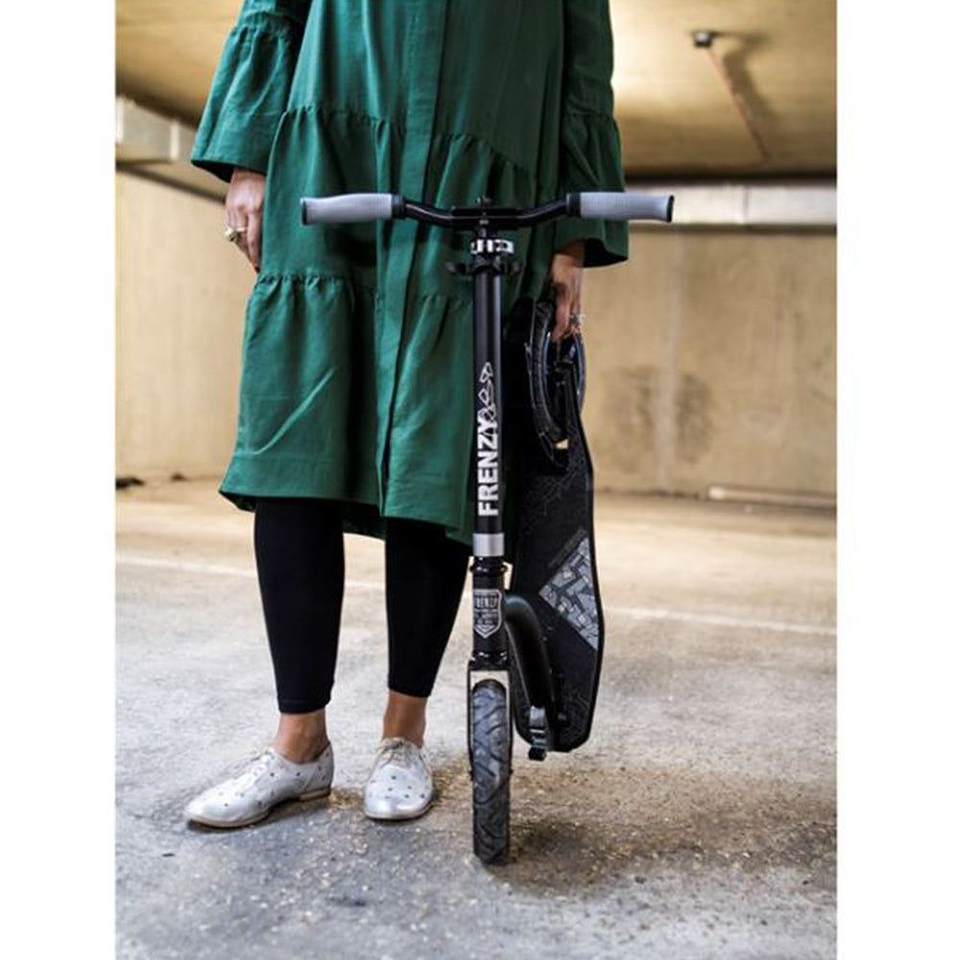 Scooter Frenzy Pneumatic Black Adulto 7